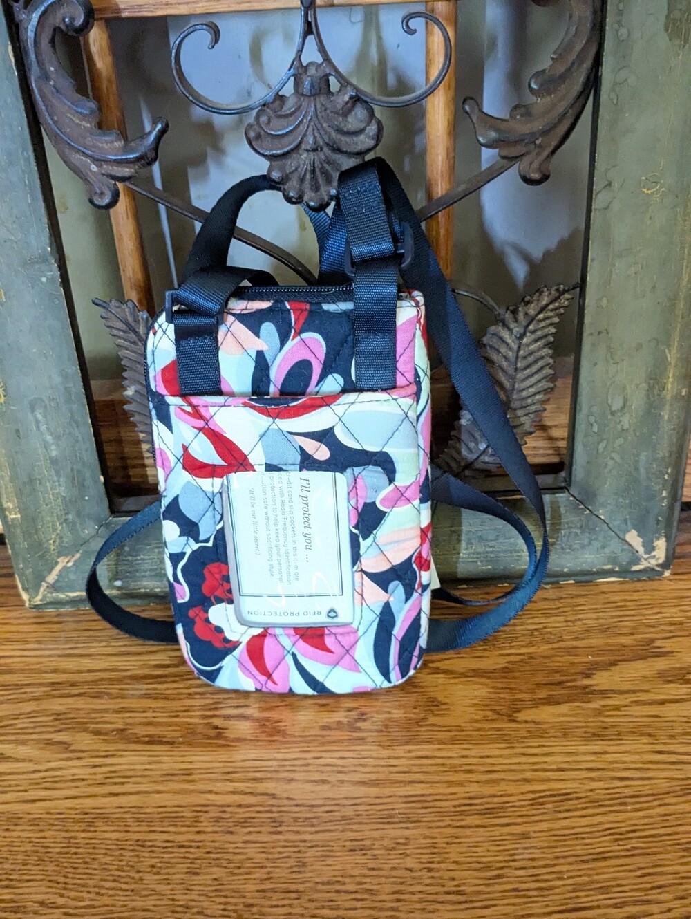 NWT Vera Bradley Mod Paisley RFID Mini Cellphone Crossbody Bag